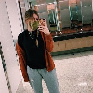 Meet your Posher, Brinley